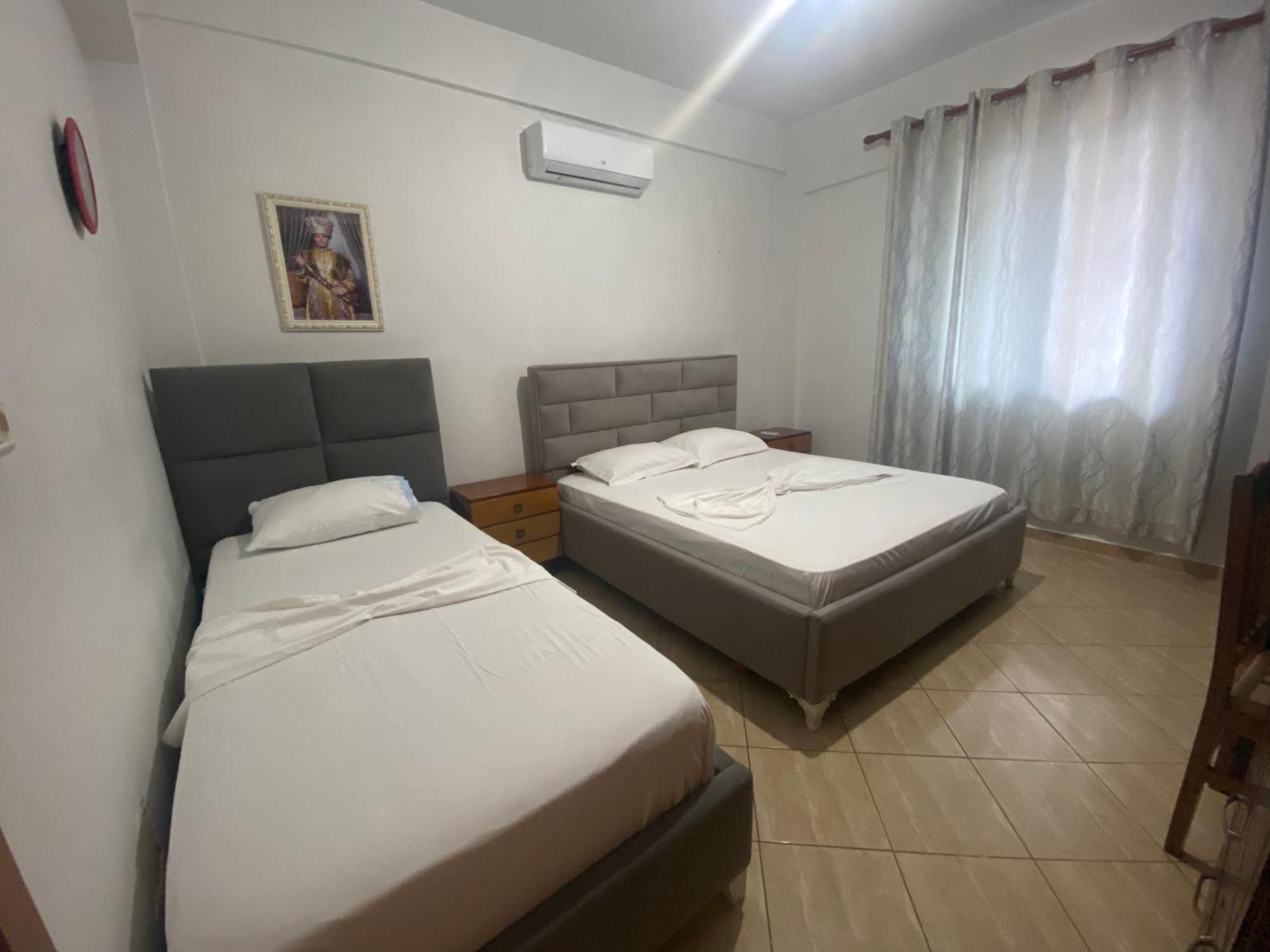 Vila Floban & Mirdar Koshi Sarande Luaran gambar