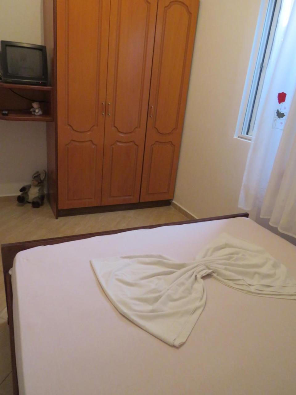 Vila Floban & Mirdar Koshi Sarande Luaran gambar