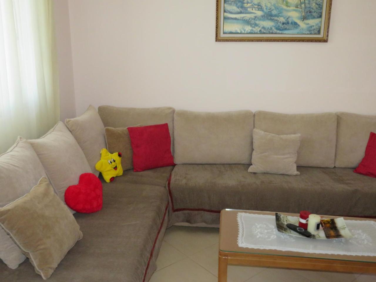 Vila Floban & Mirdar Koshi Sarande Luaran gambar