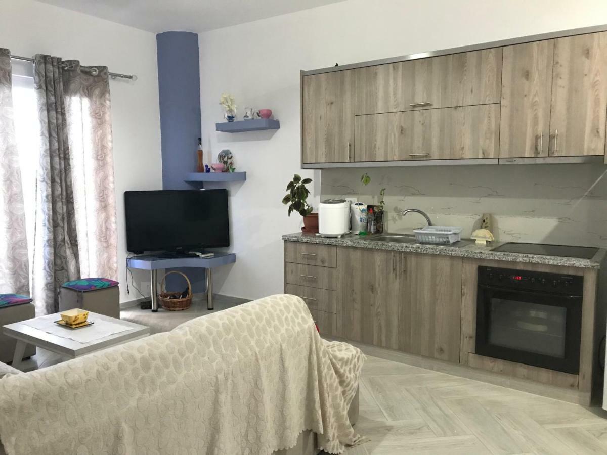 Vila Floban & Mirdar Koshi Sarande Luaran gambar